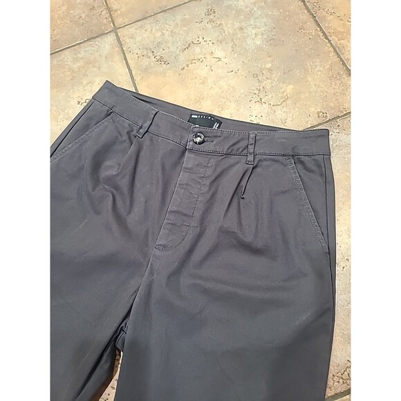 ASOS DESIGN Grey Pleated Chino Pants Size 32 x 30 Tapered Preppy Casual Work - Picture 2 of 6